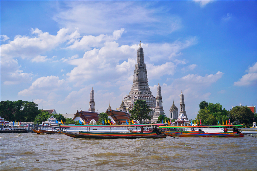 曼谷逛哪里,曼谷最大的鲜花市场