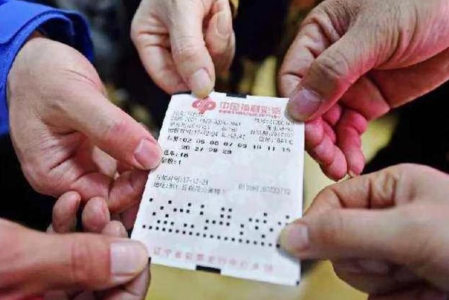 千万大奖到手只剩15万？购买彩票中大奖后，钱款究竟流向了何处？