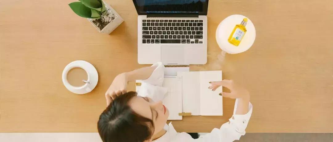 爱诺玛亚金盏花,爱诺玛亚花神手表