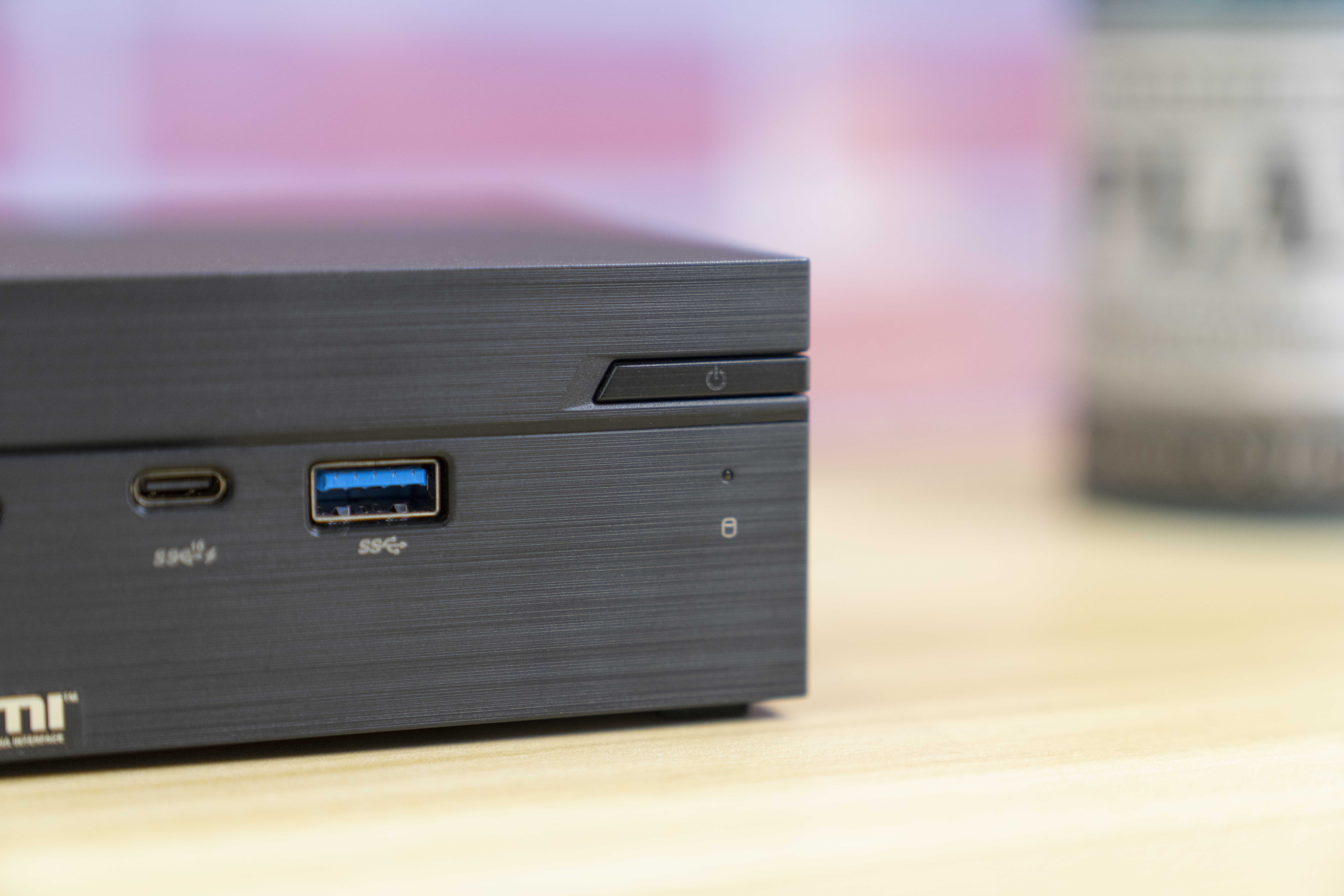 告别凌乱桌面提升办公效率：华硕ProMiniPCPN61