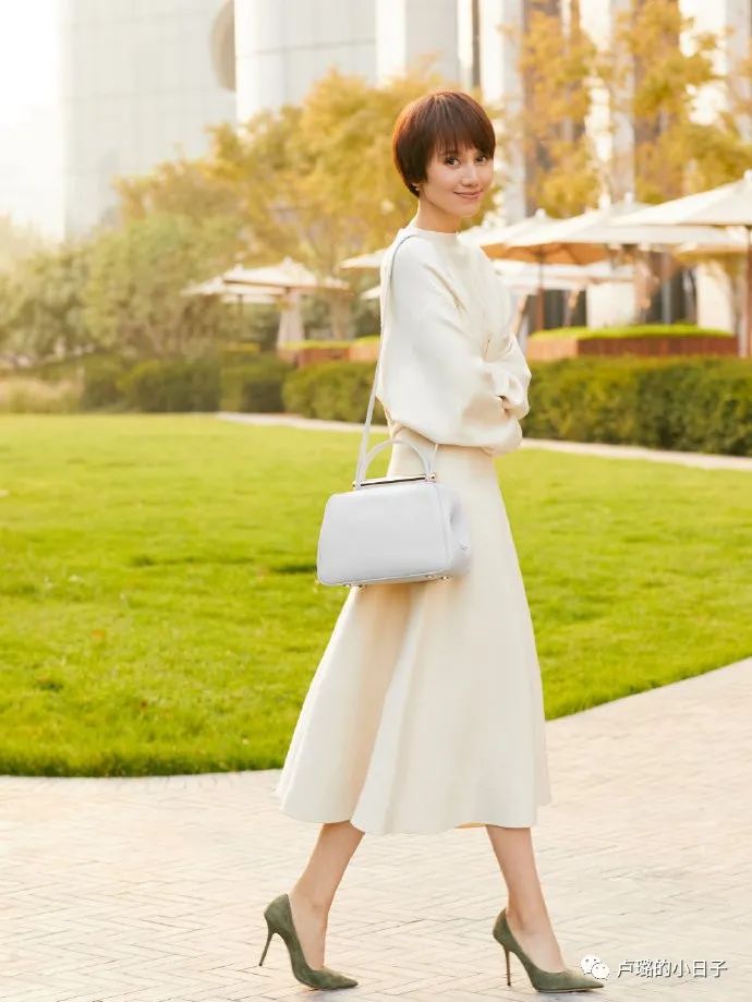 要说高级感的包，标配一定是白色包