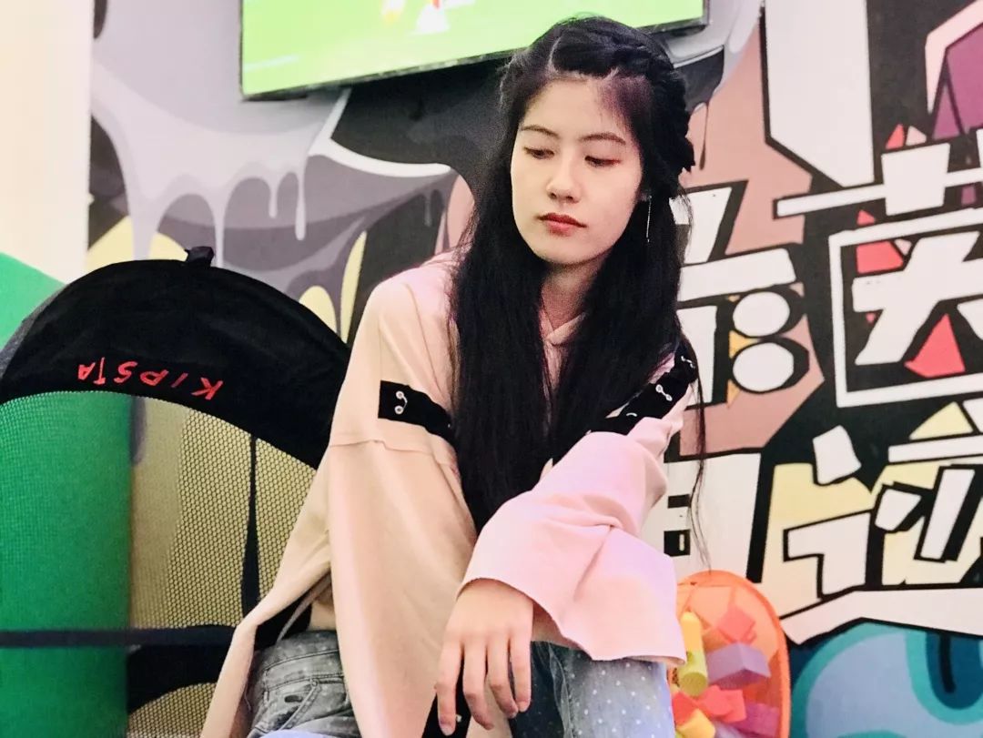 球场也是商场,球场是男人的战场