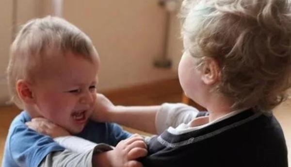 妈妈我被打了,孩子被妈妈打了有什么办法