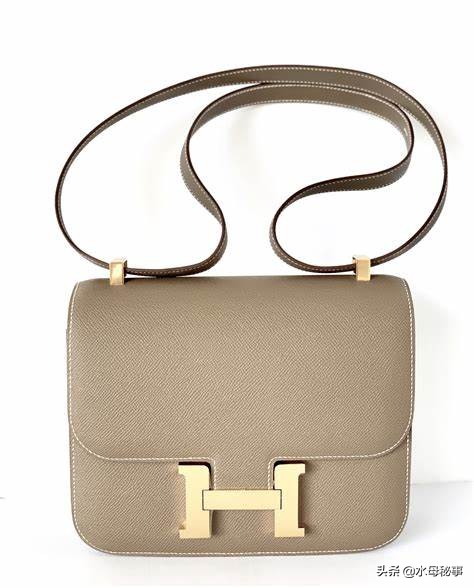 世界上最贵的15个服装品牌,世界服装十大奢侈品