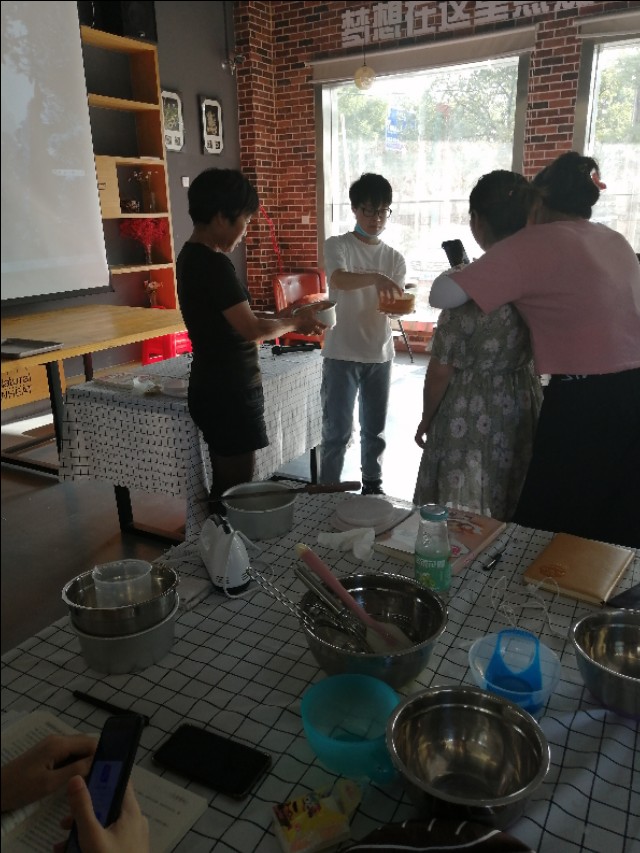 戚风蛋糕的烘焙课程,戚风蛋糕教程文字版