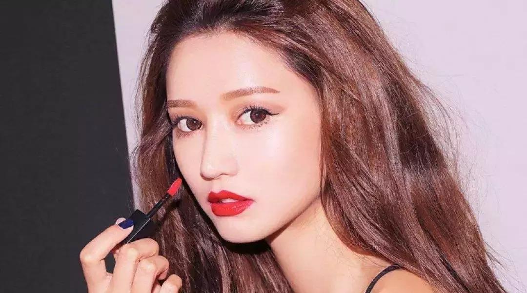 dior口红适合黄皮显白的推荐,黄皮伪素颜口红显白学生不沾杯