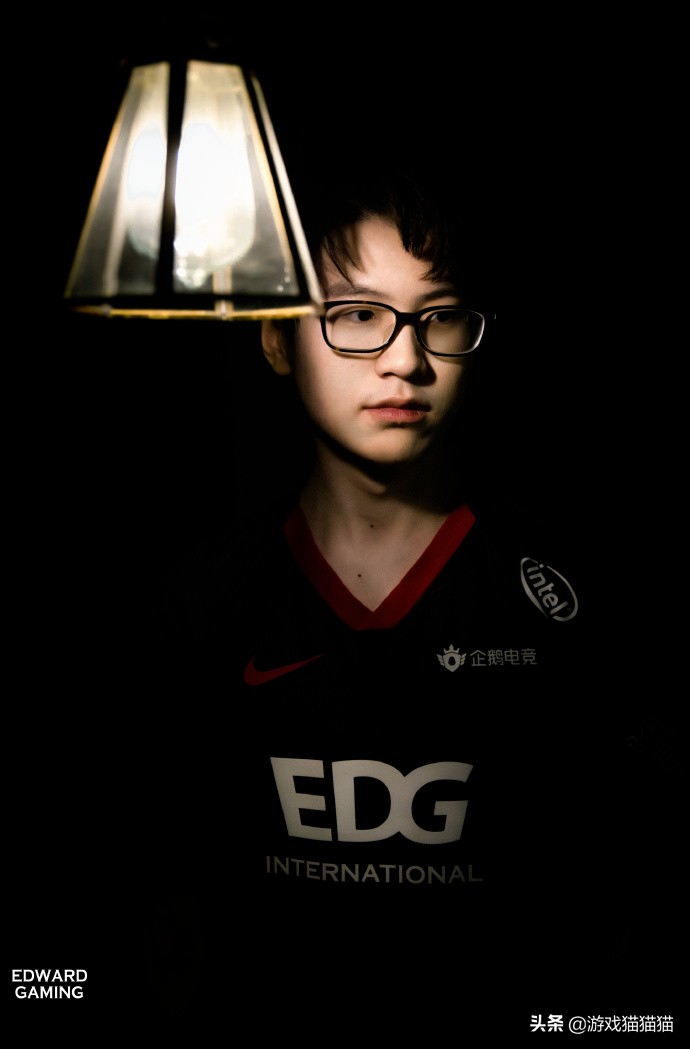 lpl新赛季阵容被曝,lpl新队服edg
