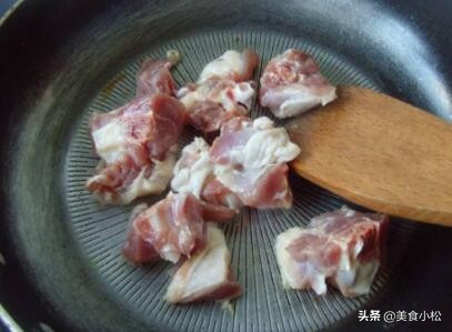 半只鸭子怎么做三菜一汤,鸭子炖什么菜好吃又营养