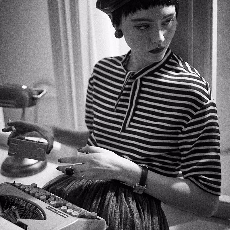 小个子穿什么不压身高,小个子身高150微胖的冬天穿搭