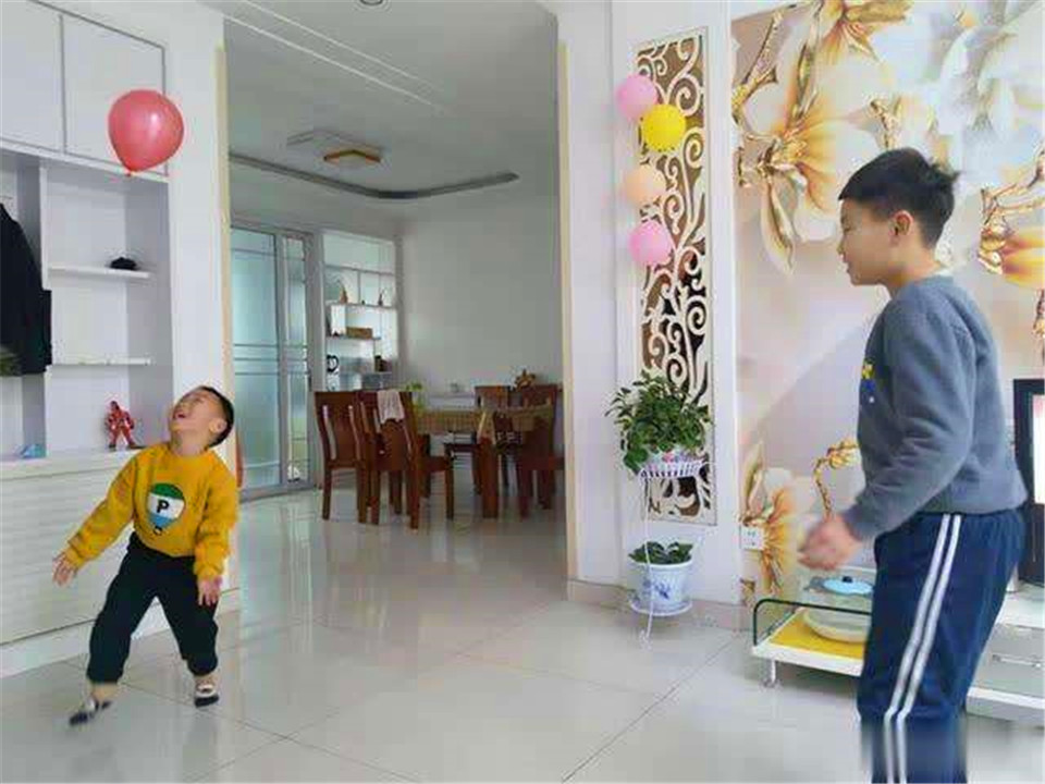 孩子在家无聊精力过剩,孩子在家无聊能玩什么游戏