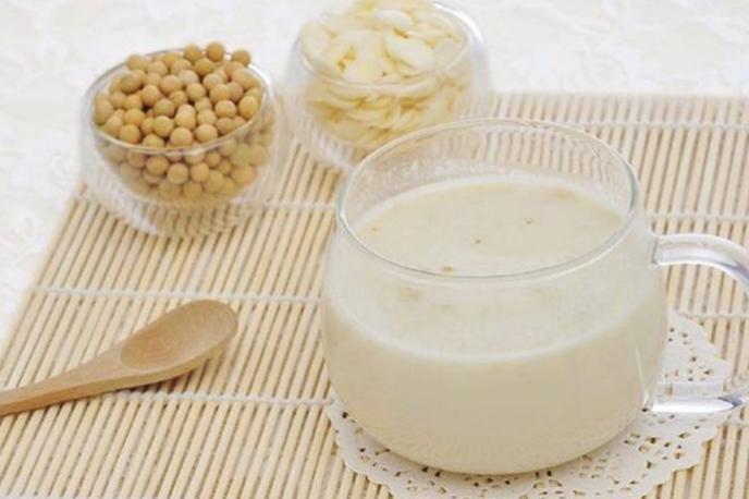 美的和苏泊尔豆浆机哪个比较好,豆浆机排名前十名苏泊尔