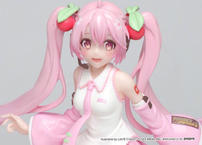 樱初音重绘,樱初音手办图片大全