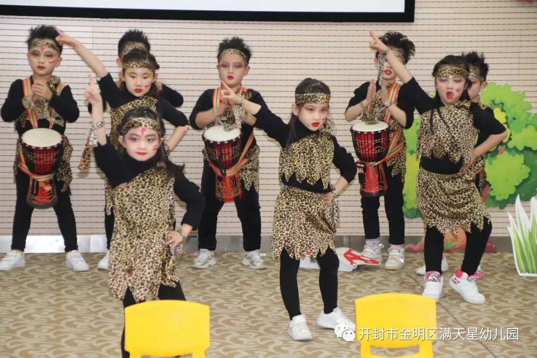 满天星光，“鼠”你最闪亮：世幼·满天星幼儿园舞蹈晚托汇报演出