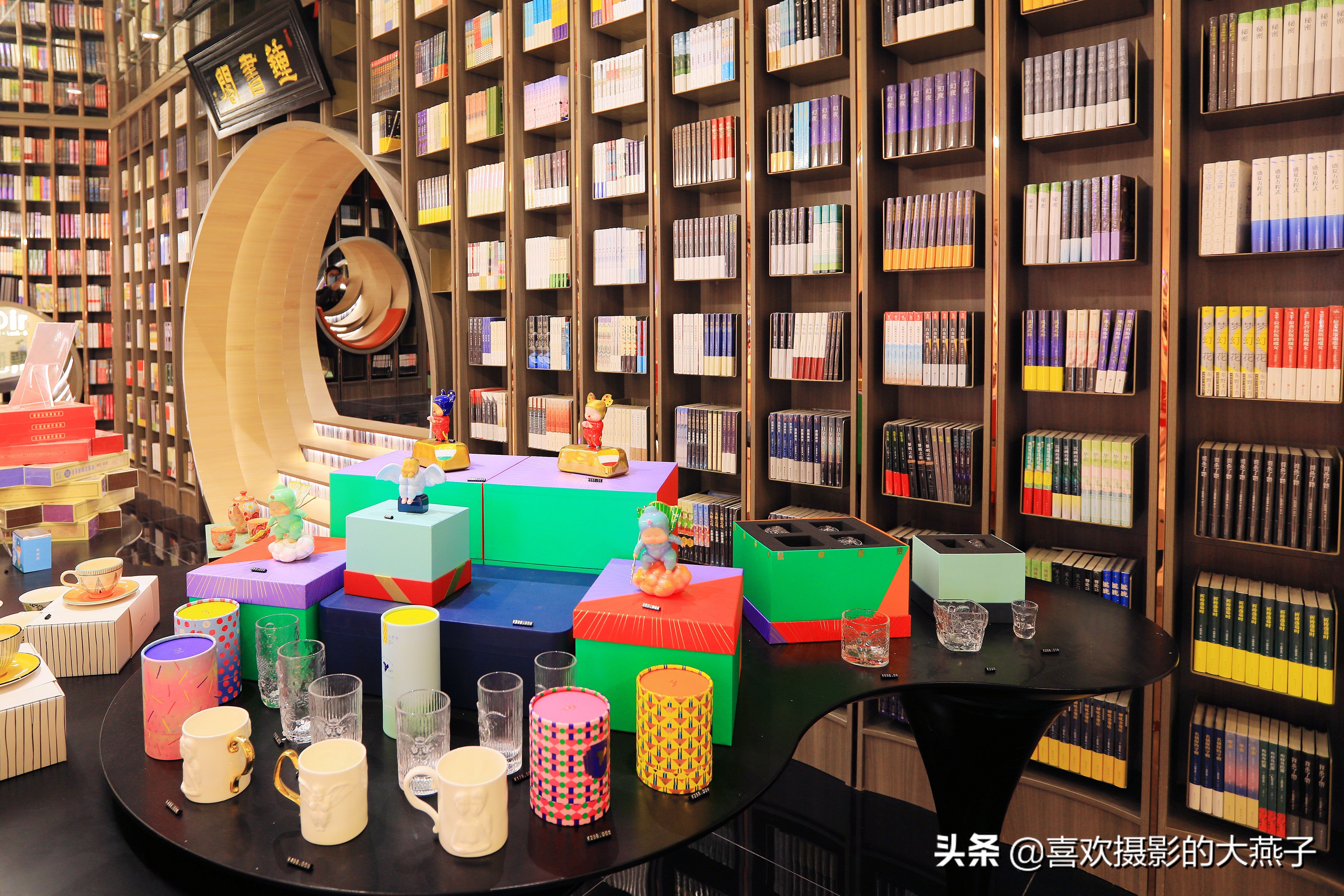 钟书阁北京老佛爷书店,北京钟书阁老佛爷店怎么去