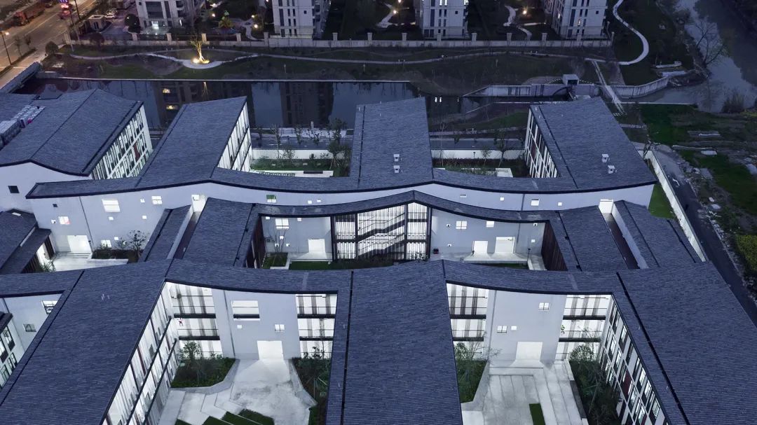 什么是坡屋顶有什么优缺点,什么是坡屋顶保温