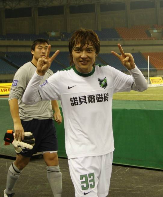 现在唯一踢过甲a的中超球员,常青树不老松视频