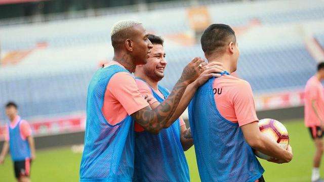 恒大球员黄博文简历,黄博文在恒大赚了多少钱