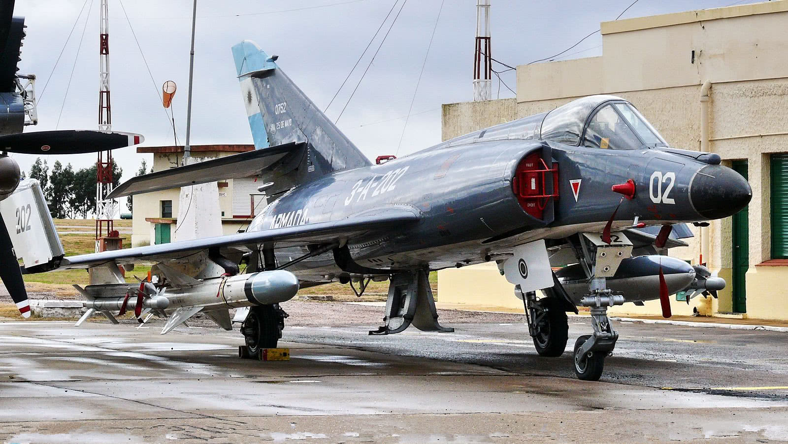 阿根廷空军现役战机,阿根廷国家落后吗