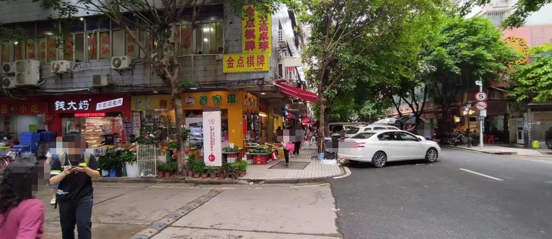 保利百合花园南区为啥便宜,海珠区保利红棉花园全景图