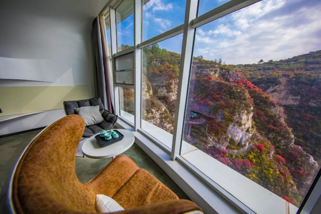 春天登山正确打开方式！这些藏在深处的秘境、美宿、茗茶在等着你！