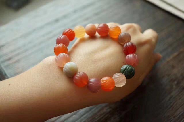 文玩手串保养太麻烦？学会这7个守则，所有文玩手串都适用