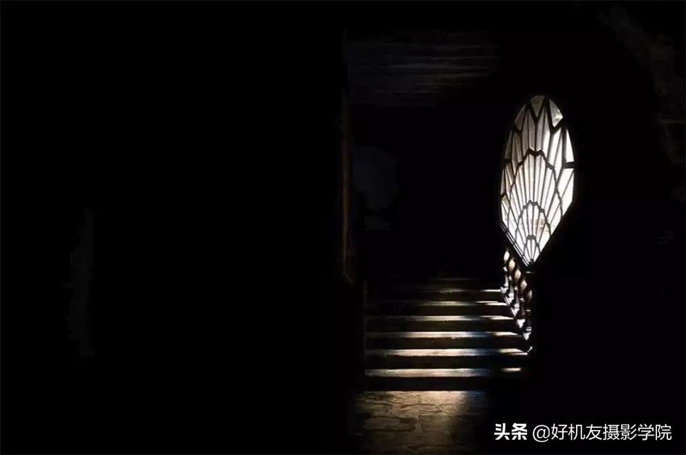 拍人像用光技巧,自然光线拍人像技巧视频