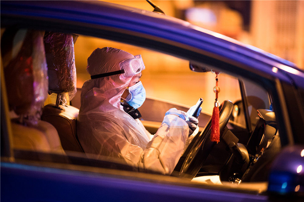 武汉经历磨难重获新生,武汉战疫中的坚守和奉献