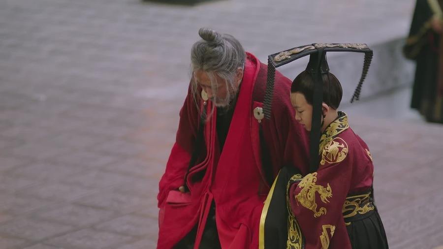 皇帝送来一仓棉衣，司马懿宁愿士兵冻死也不发，11年后发现太高明