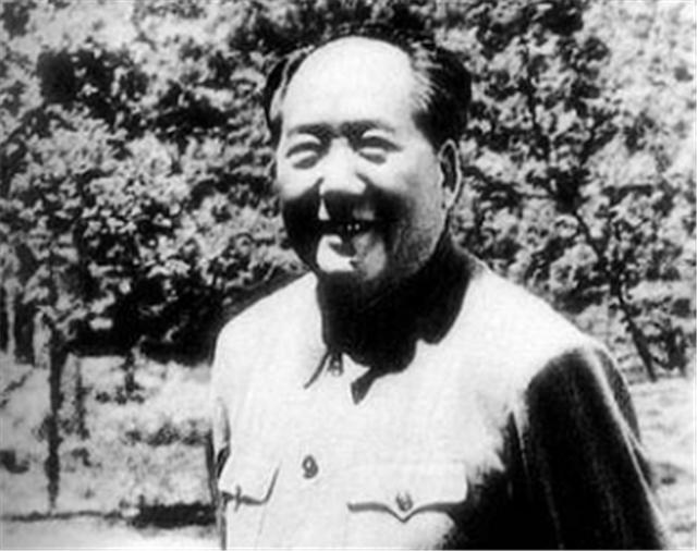 大陆与台湾的三通是谁提出的？毛主席为统一台湾操碎了心