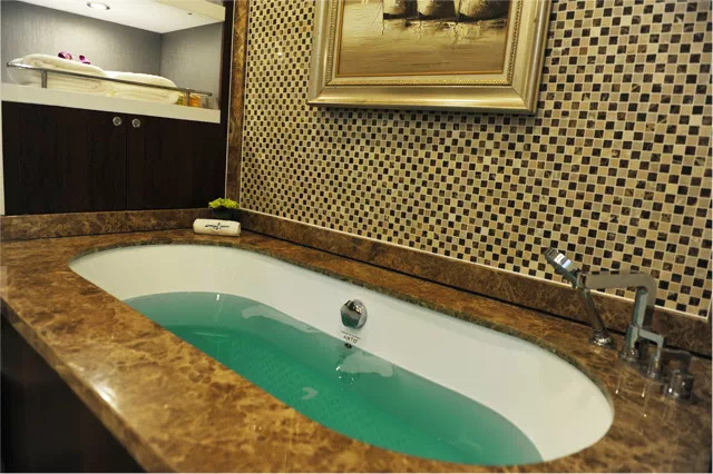 三亚上游艇的真实感受,三亚游艇包船体验