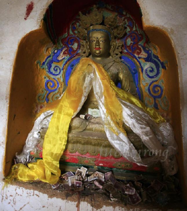 马蹄寺石窟被称为中国石窟之祖,金塔寺石窟和马蹄寺石窟