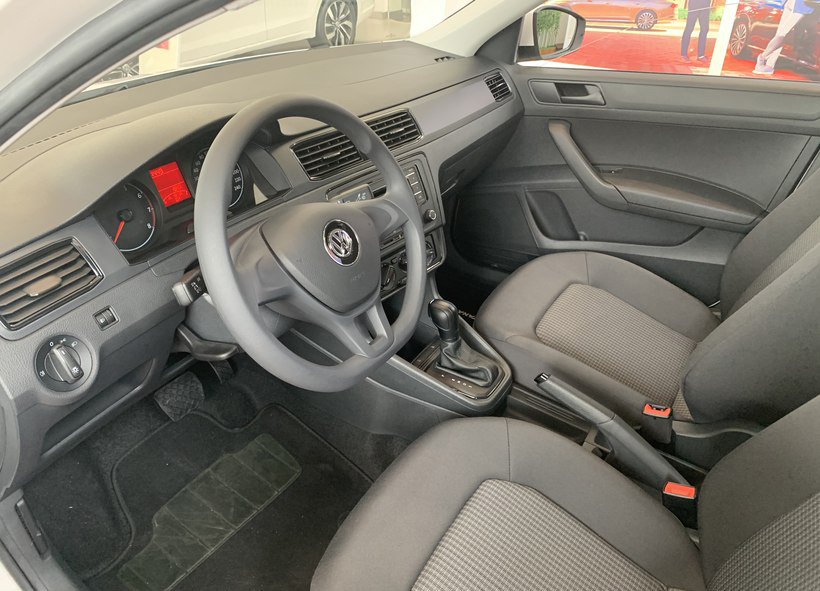 大众七座5万到6万的车桑塔纳,2021新捷达5万左右桑塔纳