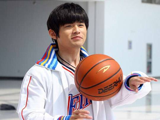 大灌篮周杰伦周大侠,周大侠周杰伦打篮球