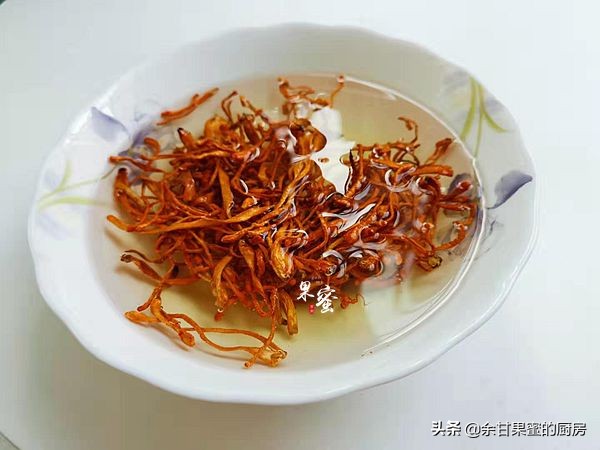 早饭米粉汤的做法,早餐米粉汤底清而不腻做法