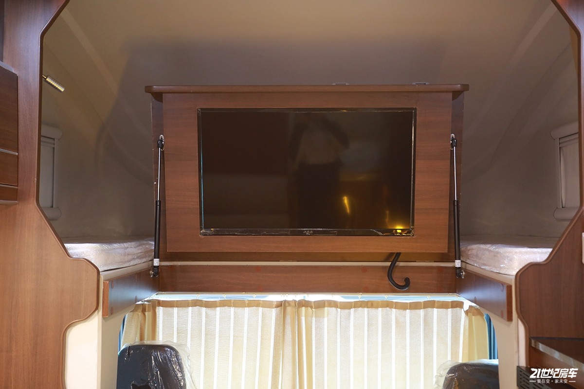 平头轻卡c型房车跃进,详解上汽跃进H500轻卡房车