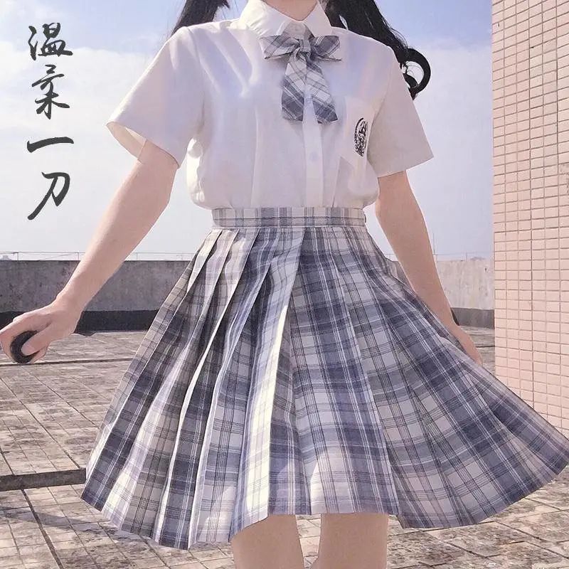 开一家jk制服实体店流程,开一家jk制服店赚钱吗