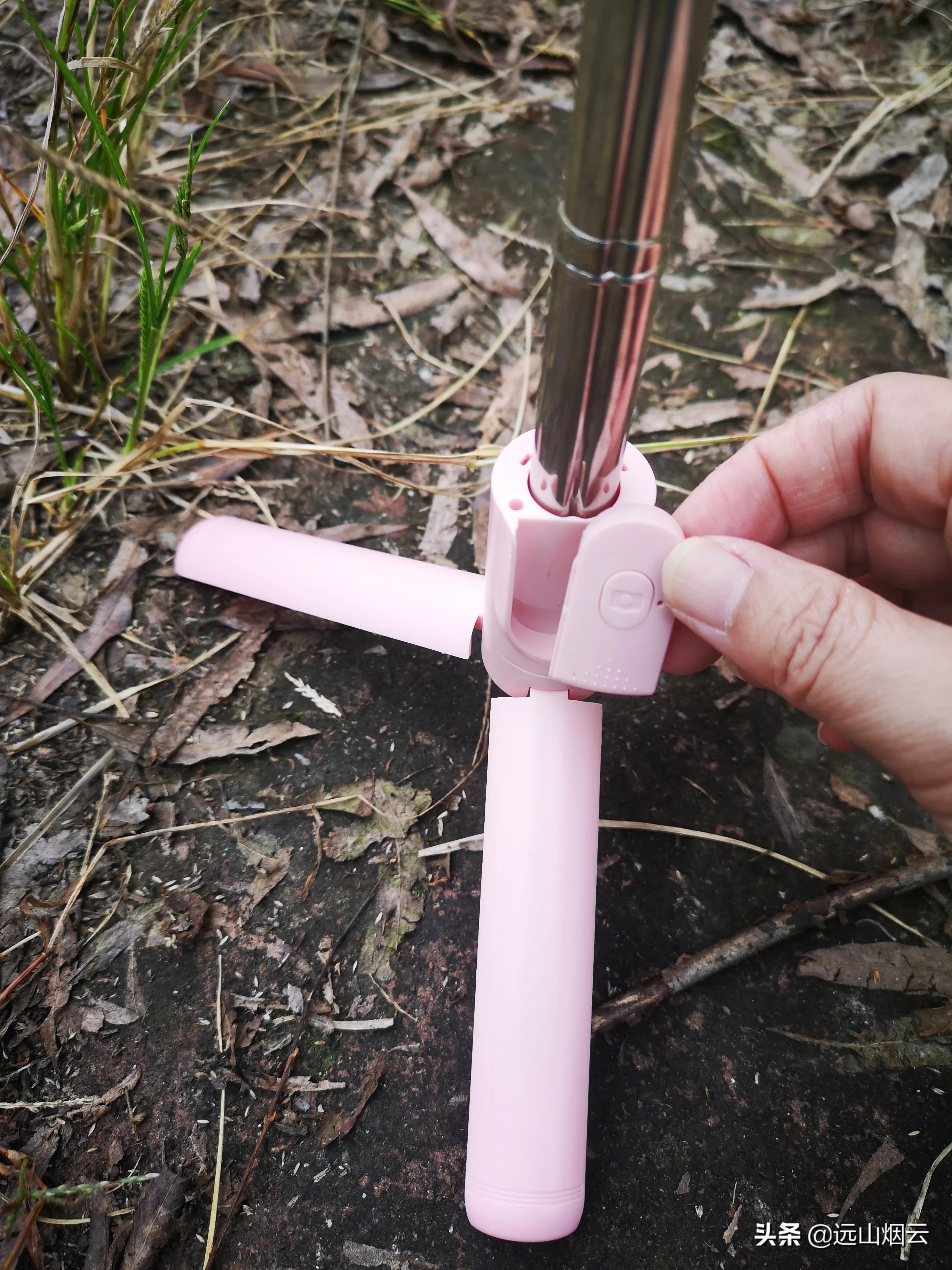 蓝牙自拍杆使用教程,教大家学习自拍杆的小妙招