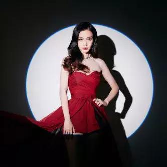 美少女战士联名彩妆，代表月亮来圈钱啦