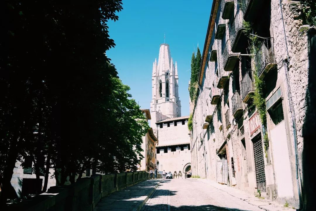 去巴塞罗那要知道什么,巴塞罗那之旅释放了天性