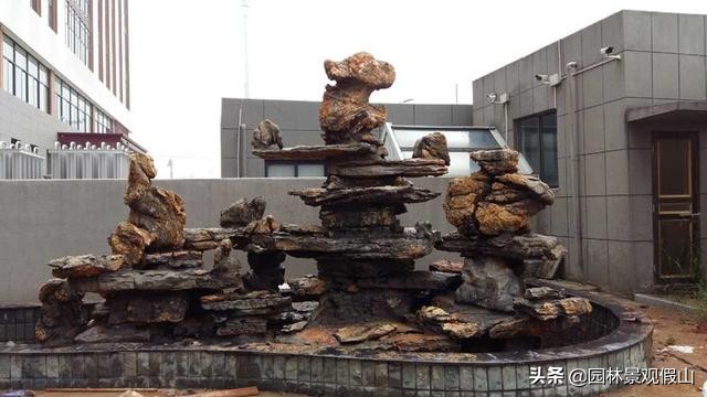 泡沫假山鱼池制作方法,假山流水喷泉鱼池制作