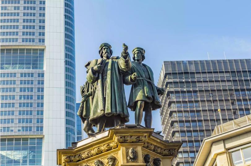 古腾堡印刷机在媒介传播史地位,古腾堡印刷机的发明对欧洲的影响