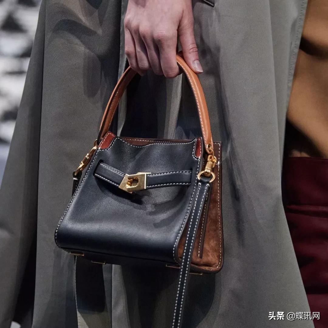 toryburch是真珍珠吗,toryburch算不算奢侈品牌