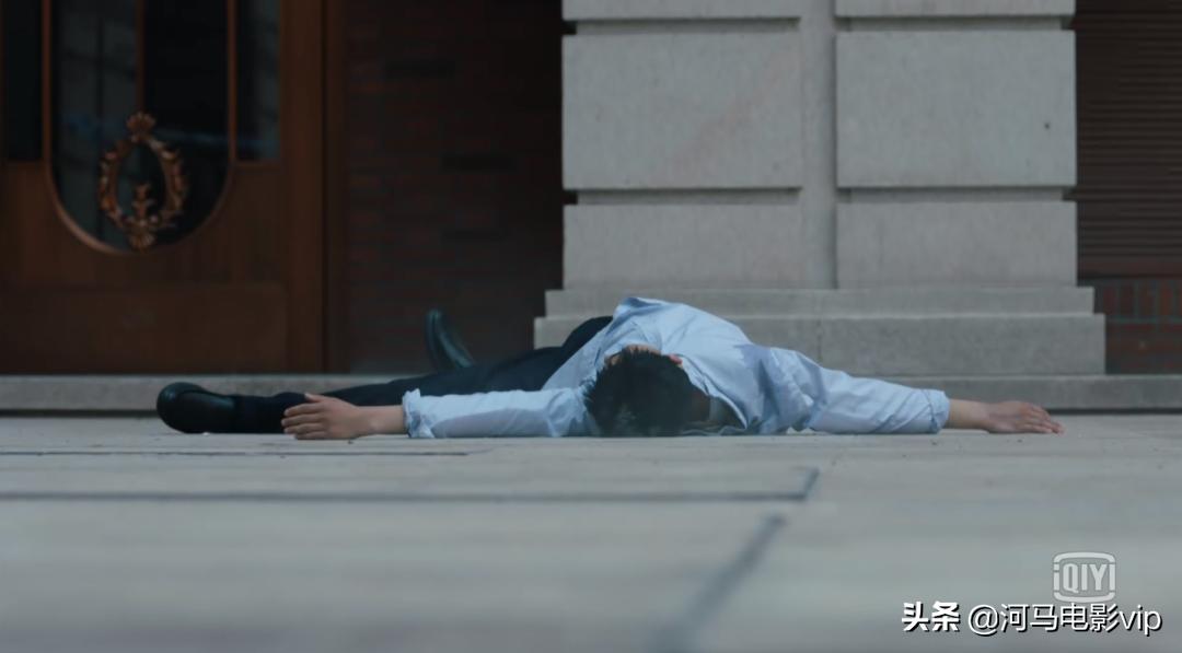 第一集就很刺激,国产片居然这么敢拍!