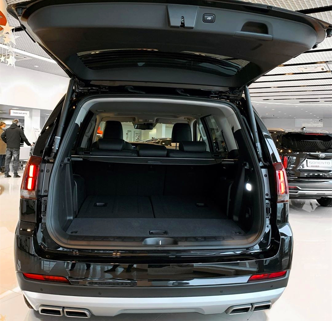 越野性能媲美丰田霸道，新款起亚霸锐实车，搭3.0T+全时四驱