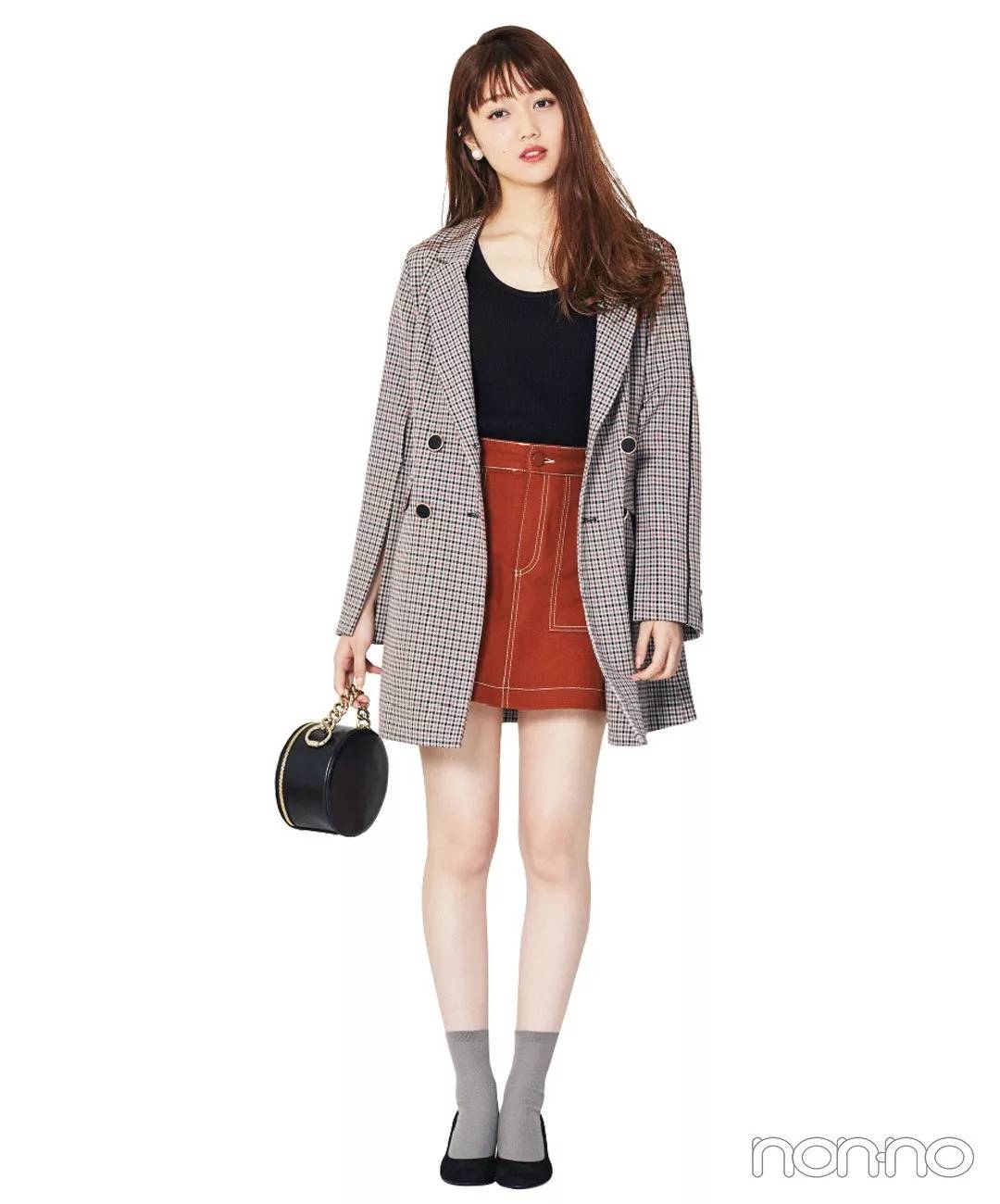 秋冬小香风外套和牛仔半裙穿搭,格子秋冬半裙搭配什么上衣好看