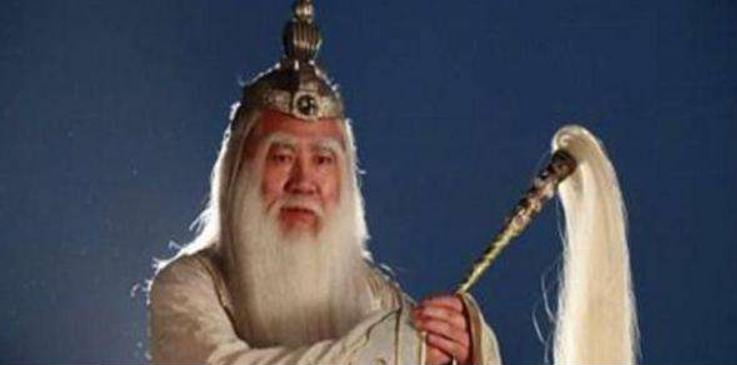 太监拿着拂尘是什么意思,为什么古代太监手里都拿个拂尘