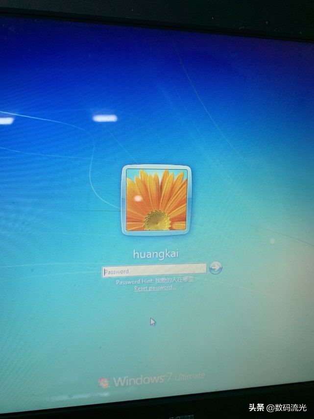 空手套白狼？装完系统客户说键盘电池坏了，我就要让你长记性