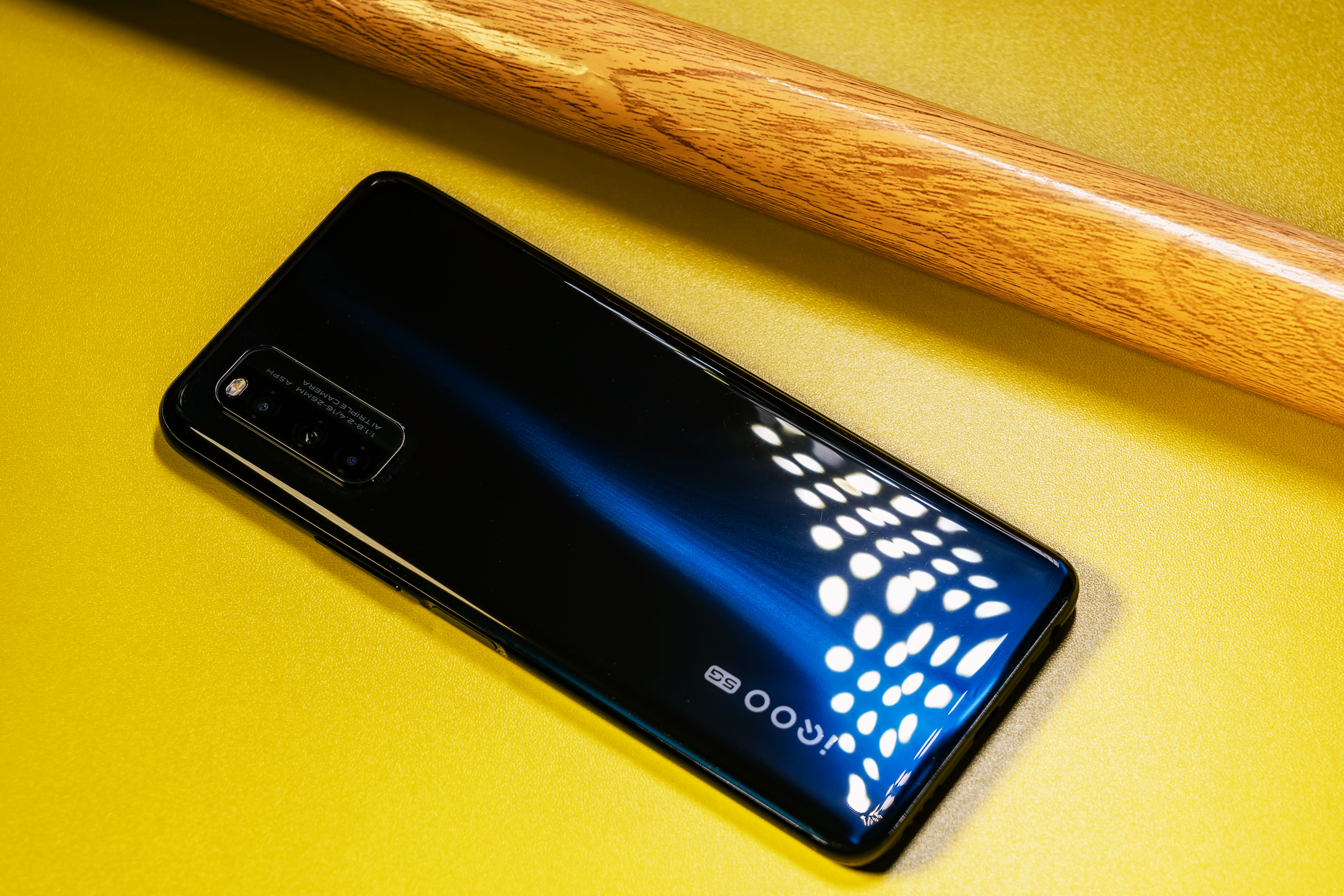 iqooz1还可以再战多少年,iqooz1新版本推送