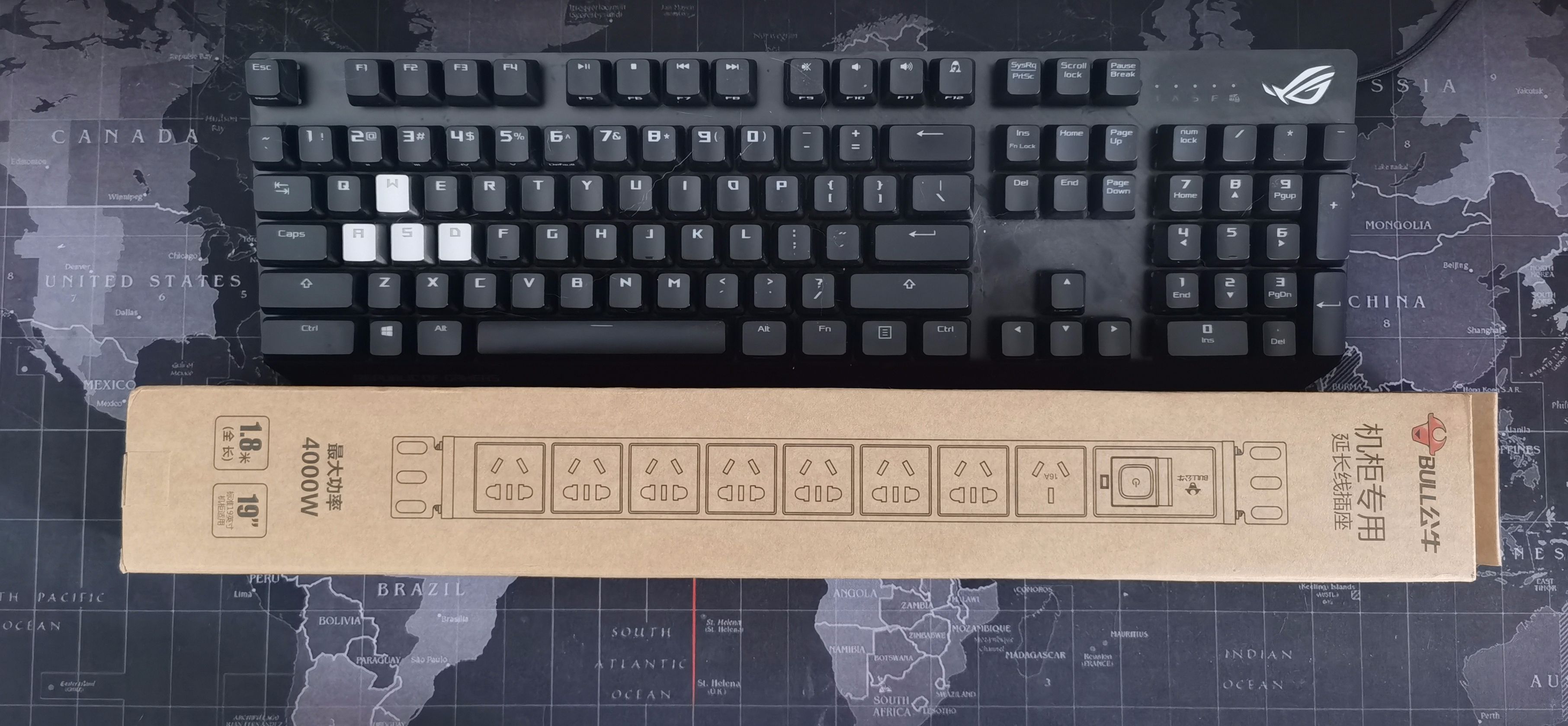 没有灯光的墙面,没有灯光没有灵魂