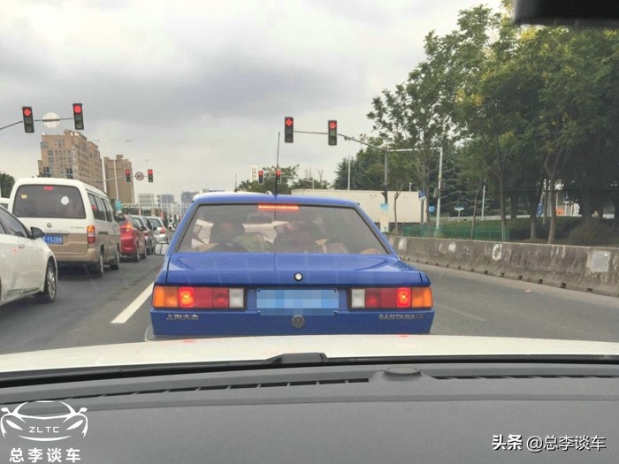 小时候买不起长大了依旧买不起,小时候买不起长大后有钱买一大堆